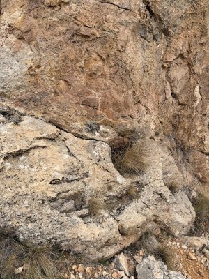 5 BOYUN ALTI KASA GİBİ YER.jpeg